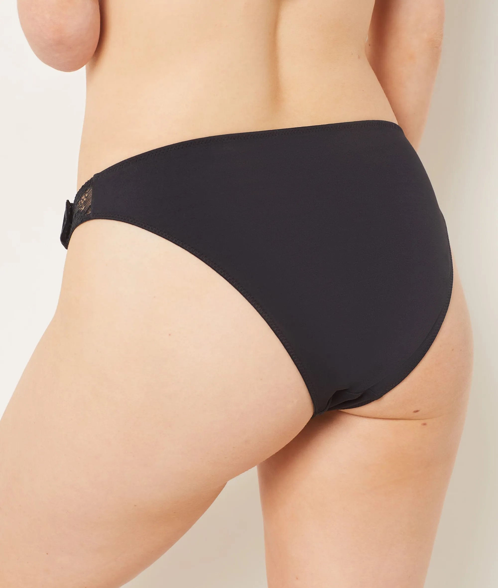 BRAGUITA BIKINI CIERRE MAGNéTICO ETAM X LIBERARE NOIR  ETAM