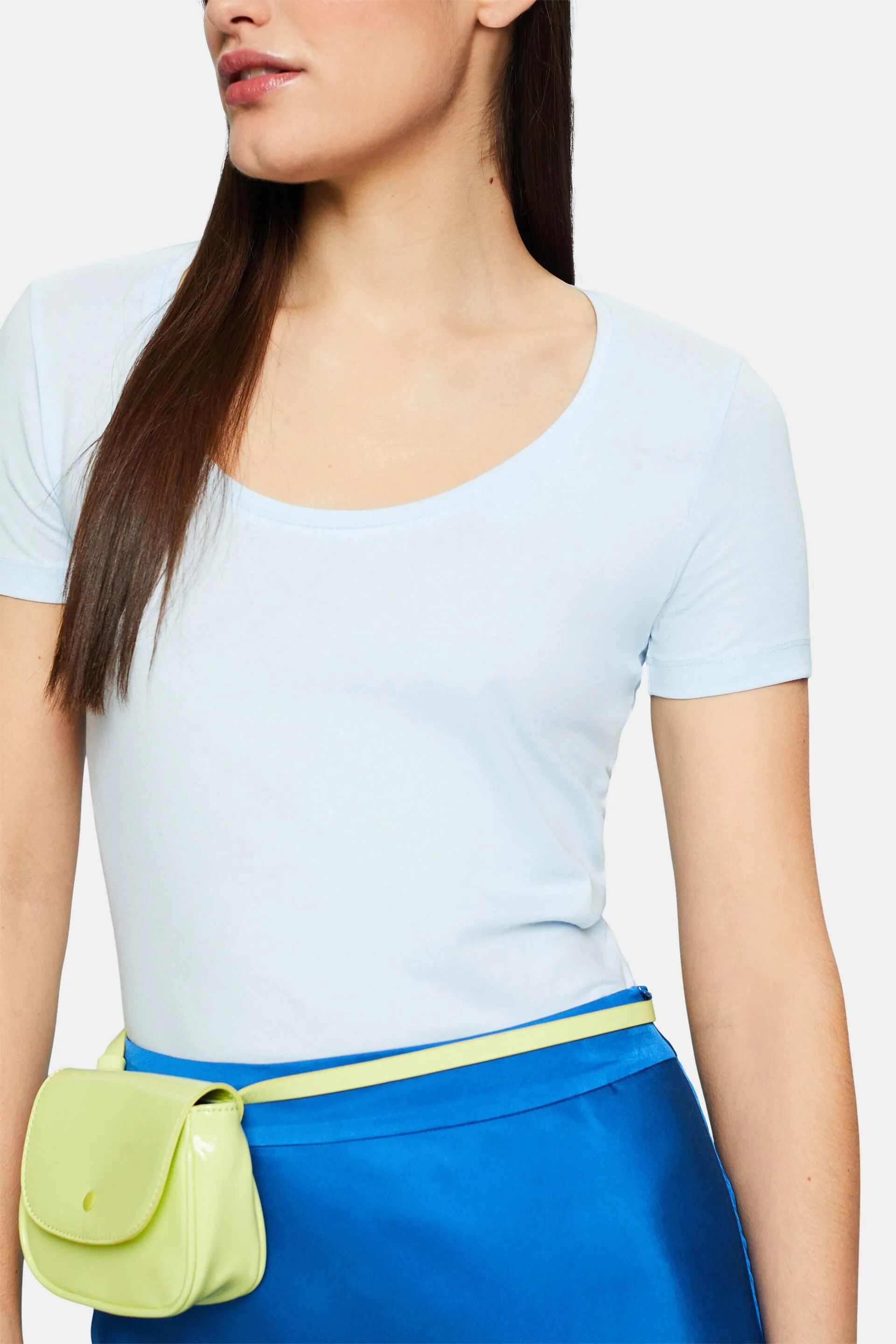 Camiseta con cuello redondo