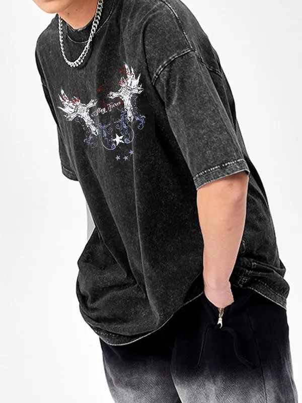 Camiseta extragrande de manga corta con estampado oscuro para hombre