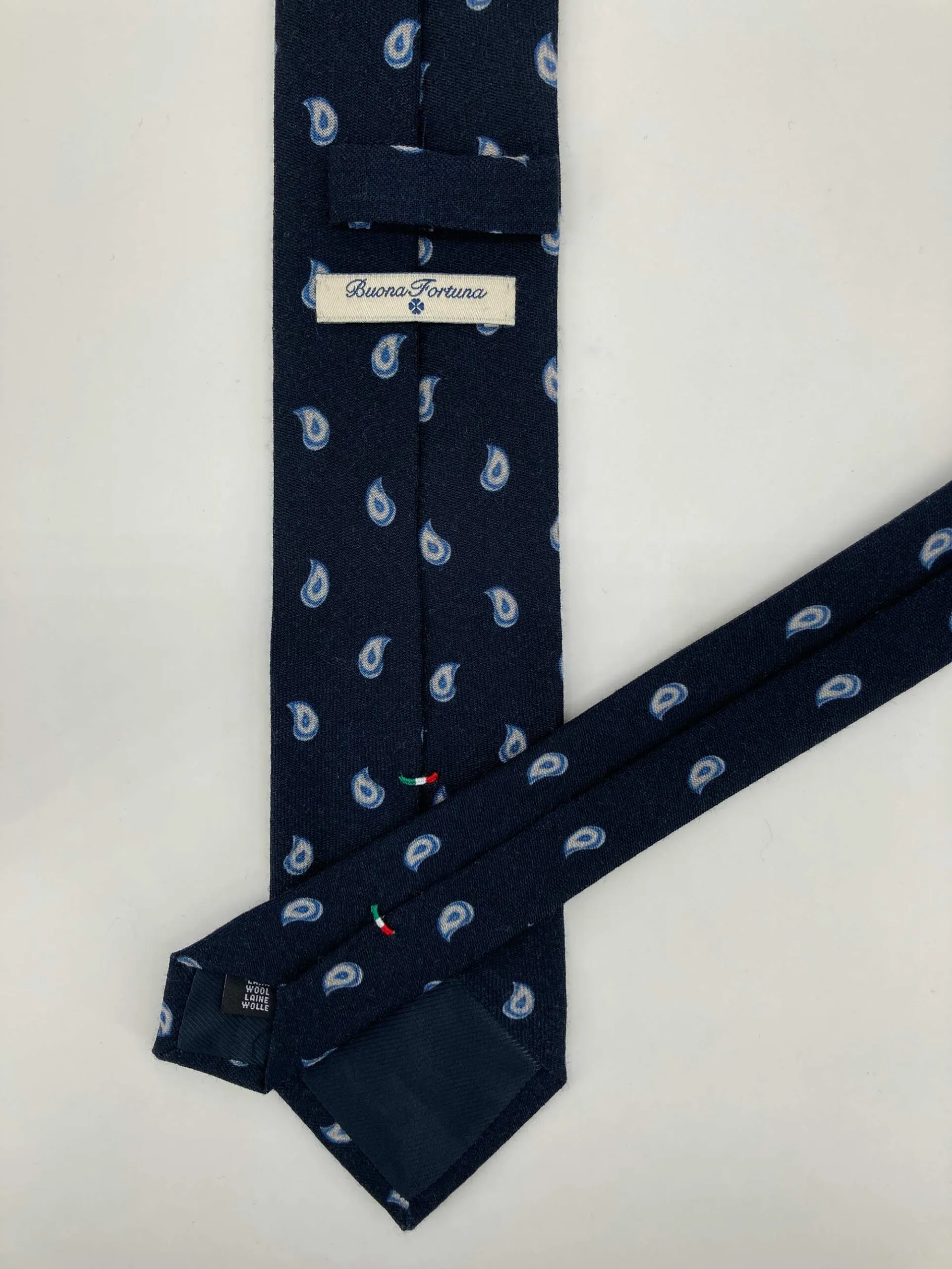 Corbata Lana Paramecios