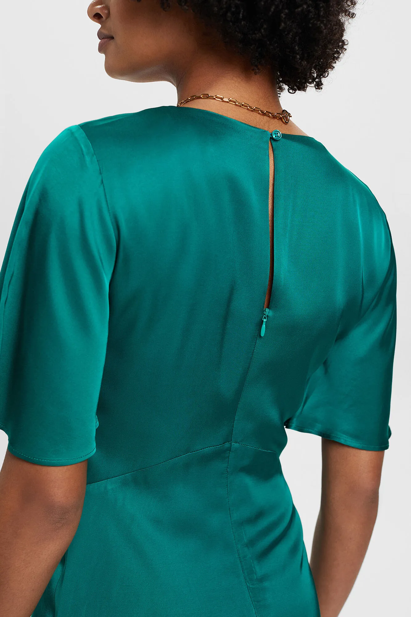 Esprit Vestido midi satinado viscosa
