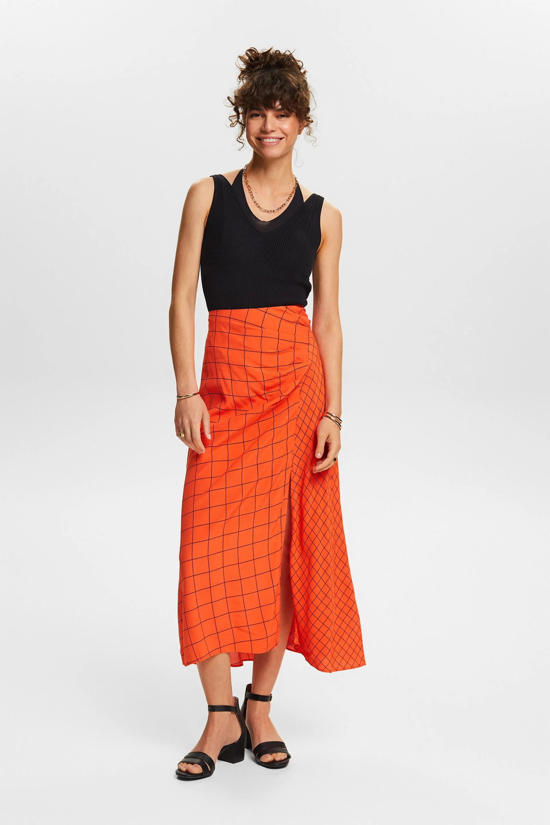 Falda midi fruncida con estampado de rejilla