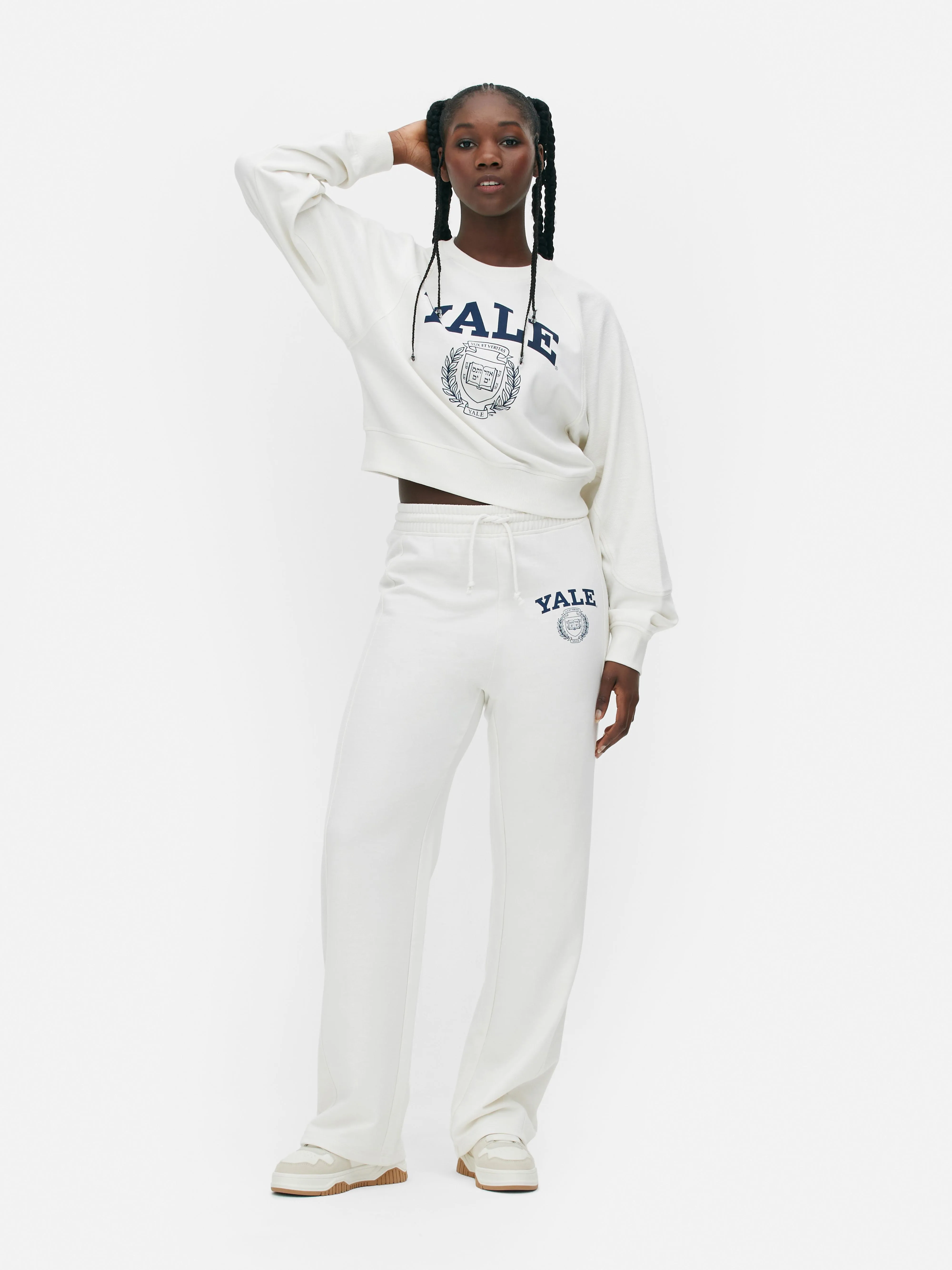 Joggers con cordón de ajuste y estampado «Yale»