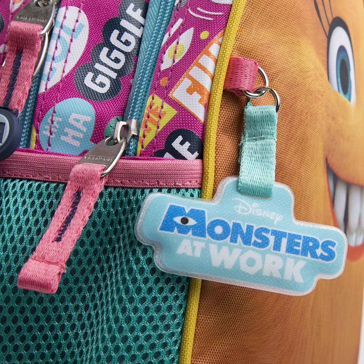 Mochila Chica Rosa Chenson Monster at Work Kinder Gismo para nia