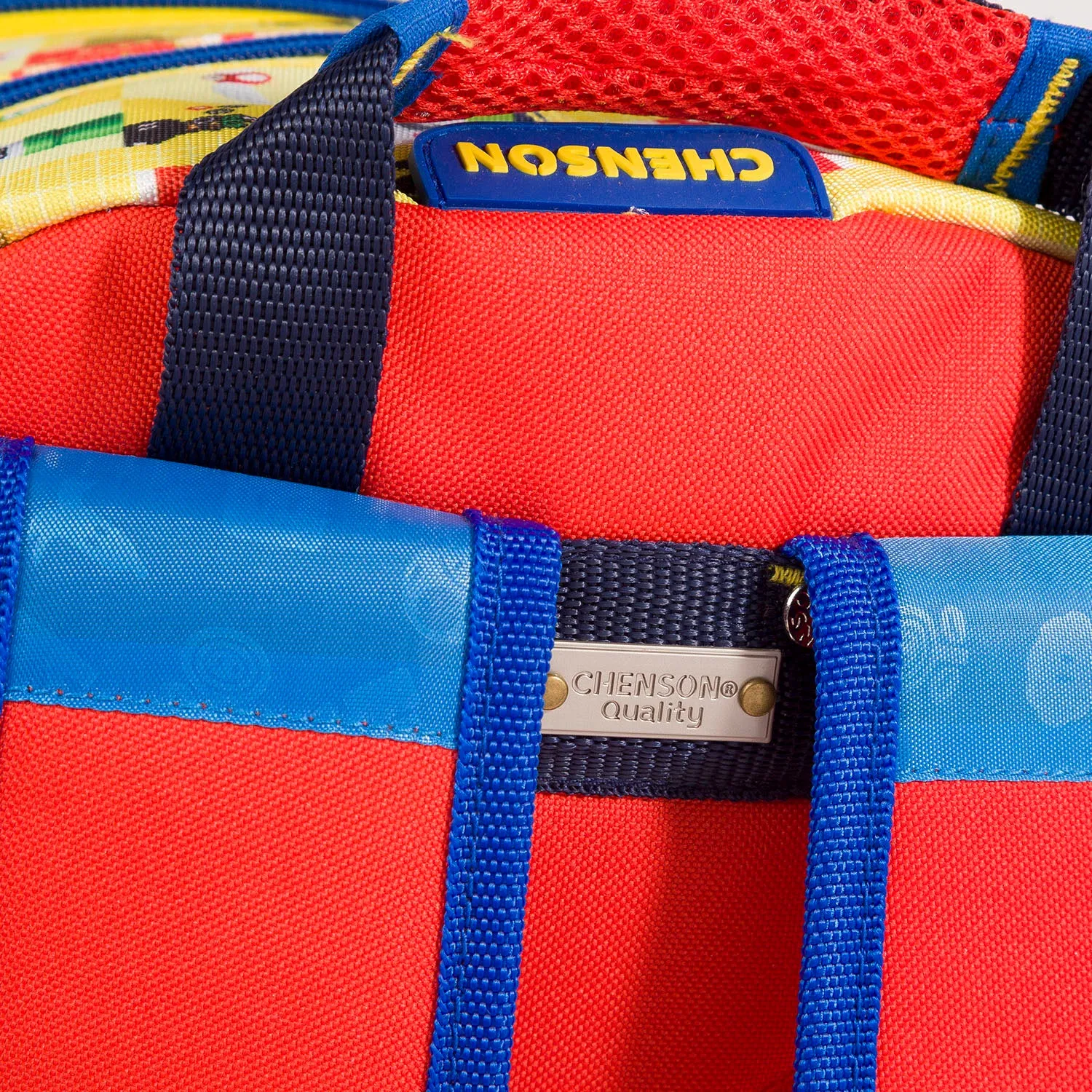 Mochila Grande Chenson Mario & Luigi Maker Amarilla Kirat