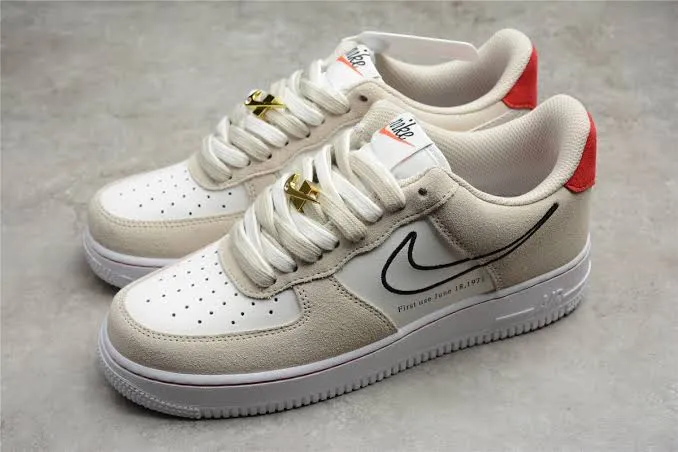 N370O Nike Air Force 1 Low First Use Light Sail Red