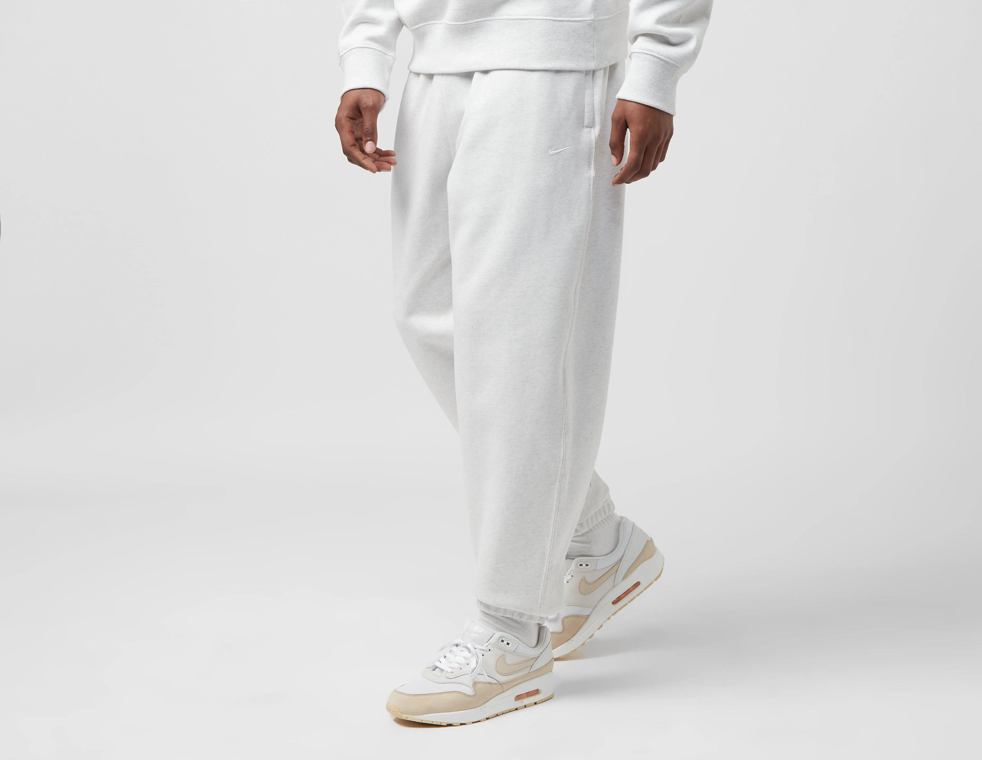 Nike pantalón NRG Premium Essentials