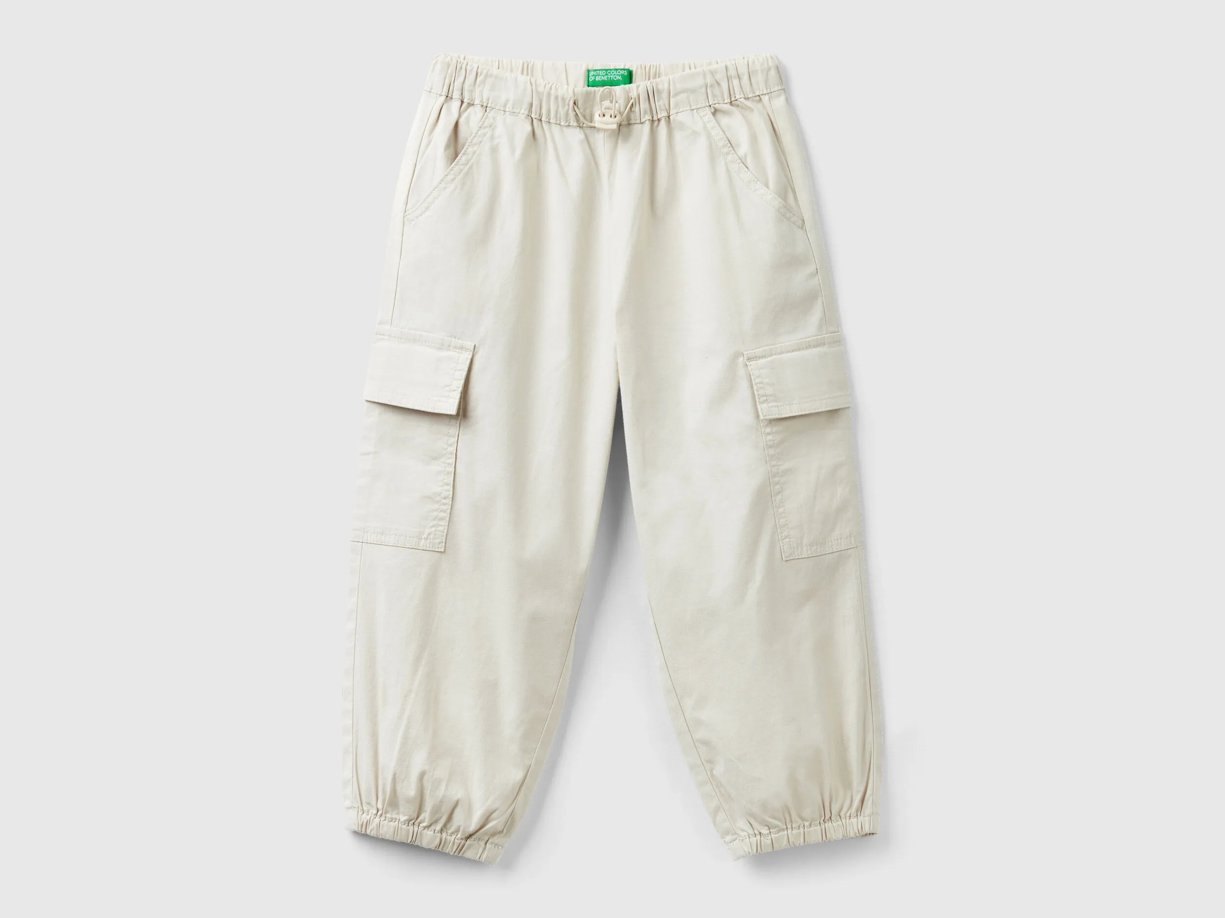 Pantalón cargo de algodón elástico