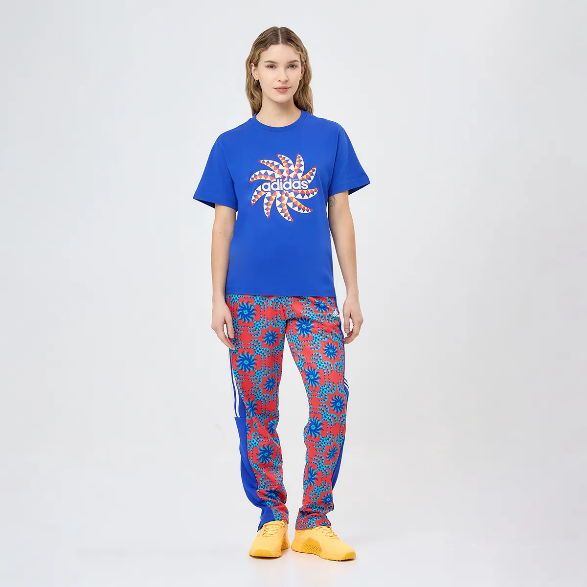 Remera adidas X Farm Rio Mujer