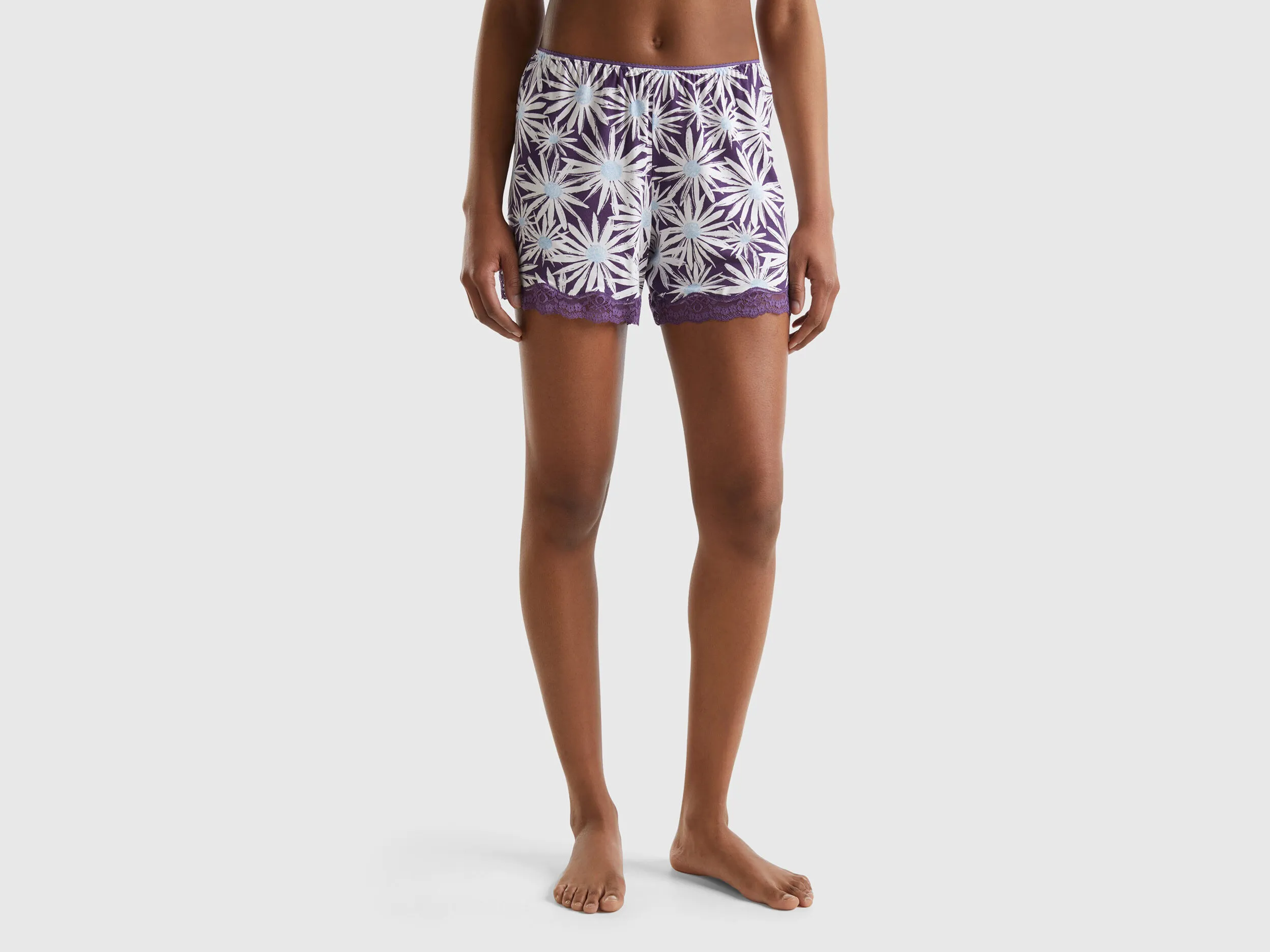 Shorts de flores de viscosa elástica