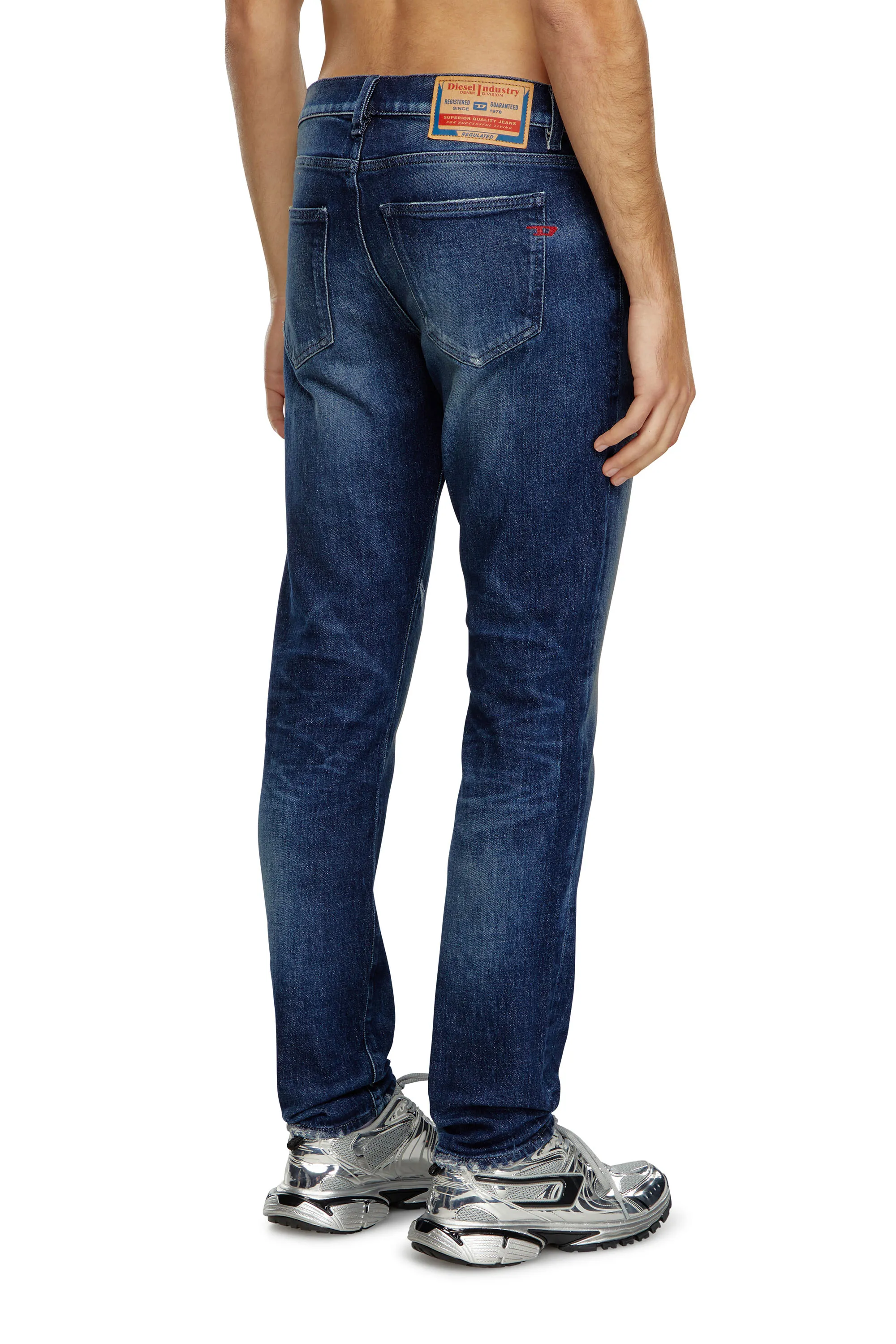SLIM JEANS 2019 DSTRUKT 09J56