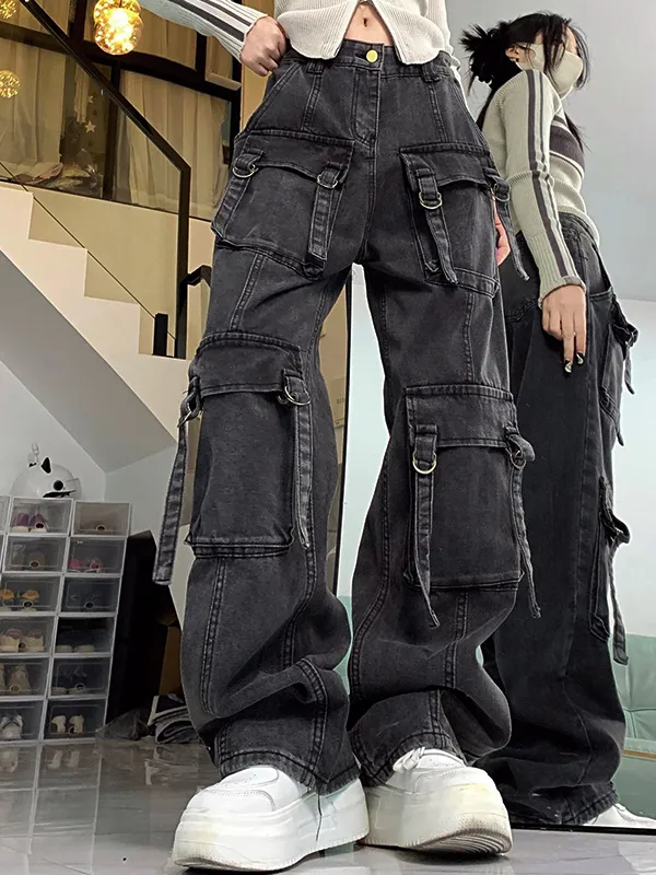 Vaqueros cargo Street con múltiples bolsillos y talle alto