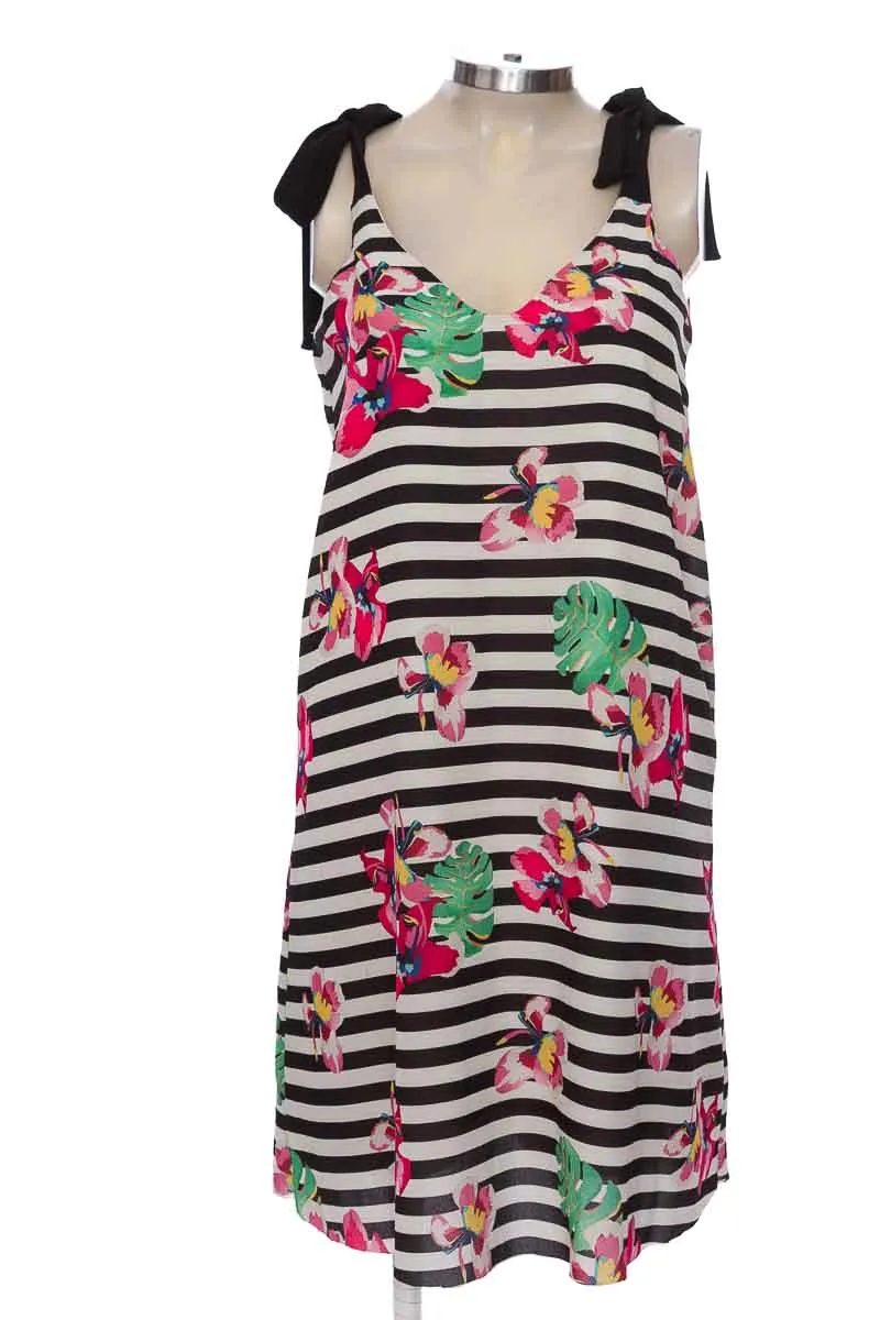 VESTIDO / ENTERIZO COLOR BLANCO  BASEMENT