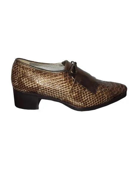 zapato piton con lengueta