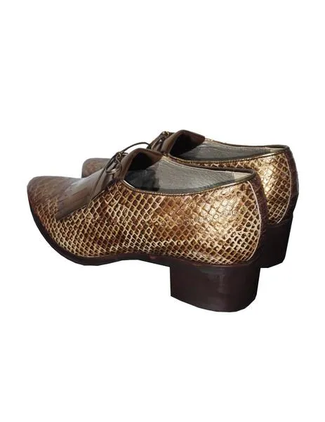zapato piton con lengueta